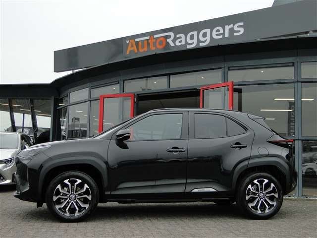 Toyota Yaris Cross 1.5 VVT-I Hybrid 130pk Dynamic + Winter+S, Auto's, Toyota, 12 maanden, Gebruikt, 750 kg, Overige brandstoffen