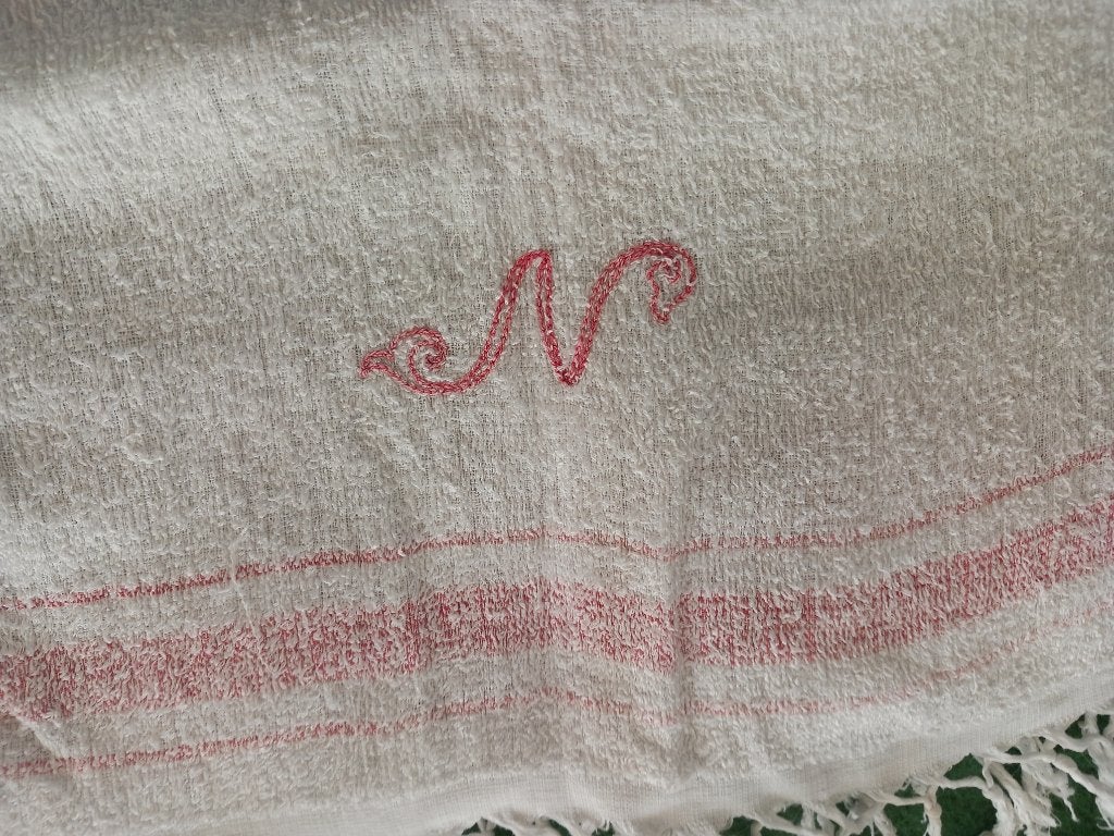 oude, brocante handdoek, wit, pastel met monogram, Frankrijk, Antiek en Kunst, Curiosa en Brocante, Ophalen