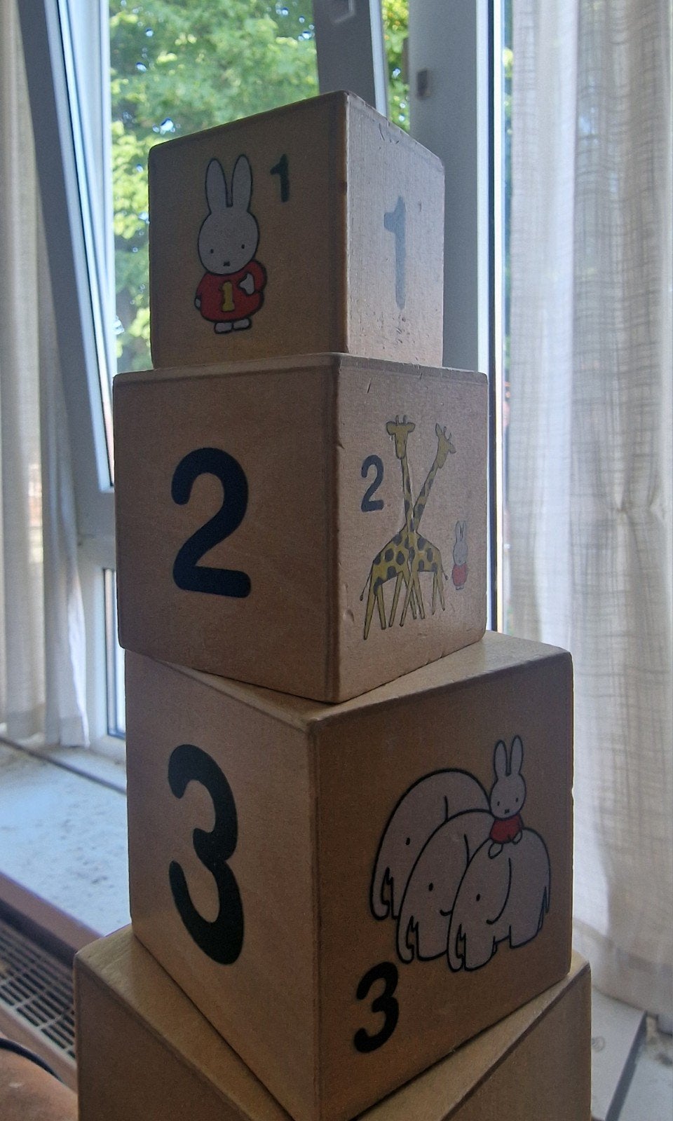 Nijntje blokkentoren en houten puzzel, Ophalen of Verzenden, Gebruikt, Overige typen