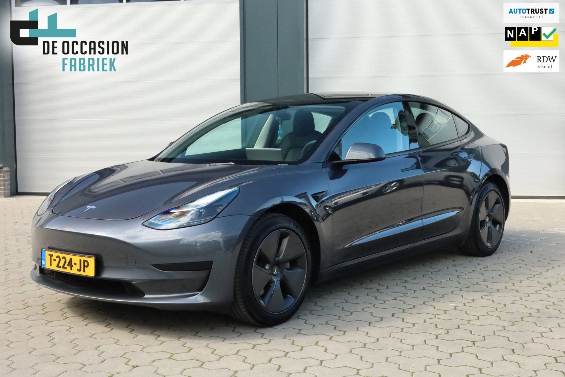 Tesla Model 3 Standard RWD Plus 60 kWh Elektr. achterklep Ry, Auto's, Automaat, 238 pk, Achterwielaandrijving, Gebruikt