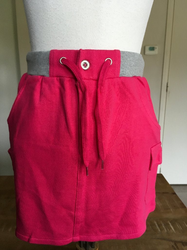 DUTCH HEROES sweater rok NIEUW + kaartje maat 146 / 152 D29, Kinderen en Baby's, Meisje, DUTCH HEROES, Nieuw, Ophalen of Verzenden