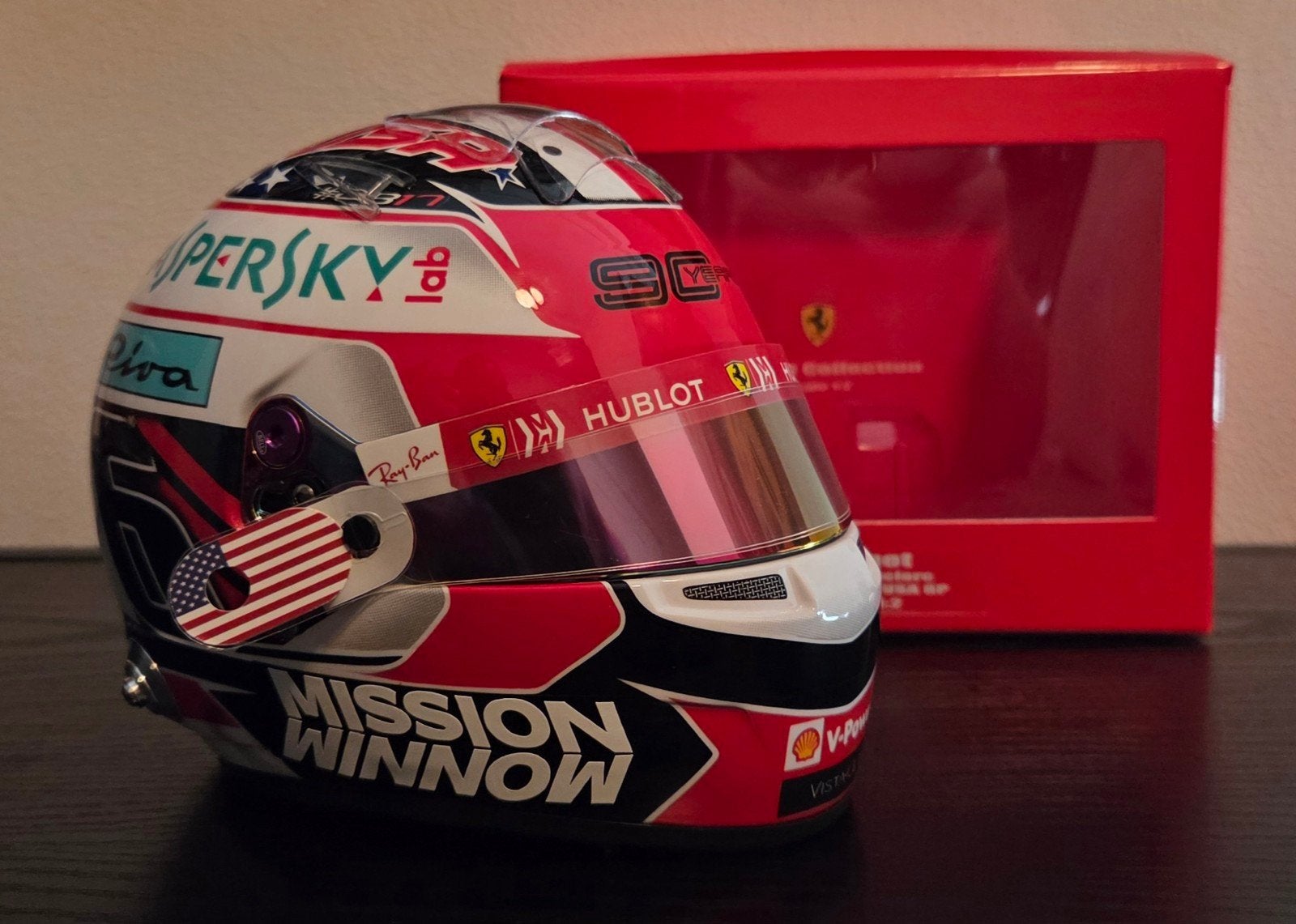 F1 Charles Leclerc 2019 US/Brazil GP helm schaal 1/2, Ophalen of Verzenden, Zo goed als nieuw, Formule 1