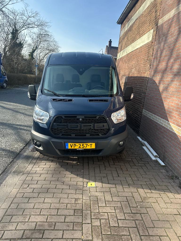 Ford Transit 2.2 Tdci 92KW 2015, Auto's, Bestelauto's, Bedrijf, ABS, Airbags, Airconditioning, Alarm, Bluetooth, Bochtverlichting