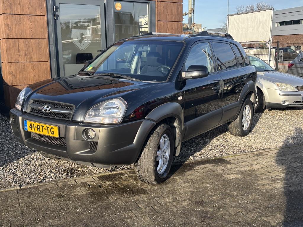 Hyundai Tucson 2.0 i (bj 2005), Auto's, Hyundai, Gebruikt, 142 pk, 4 cilinders, Zwart