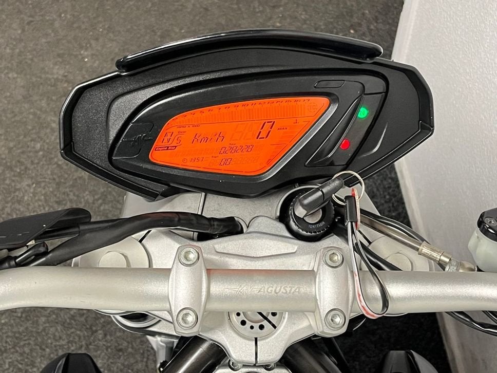 ⭐️⭐️MV Agusta BRUTALE 675 MV AGUSTA DEALER⭐️⭐, 675 cc, Motorrijbewijs A, MV Agusta, Bedrijf