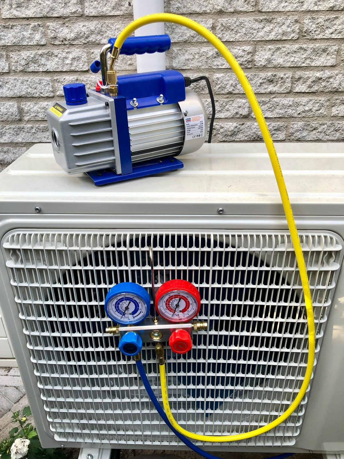 Vacuumpomp set te huur om uw airco zelf te vacumeren, Ophalen, Zo goed als nieuw, Wandairco, 3 snelheden of meer