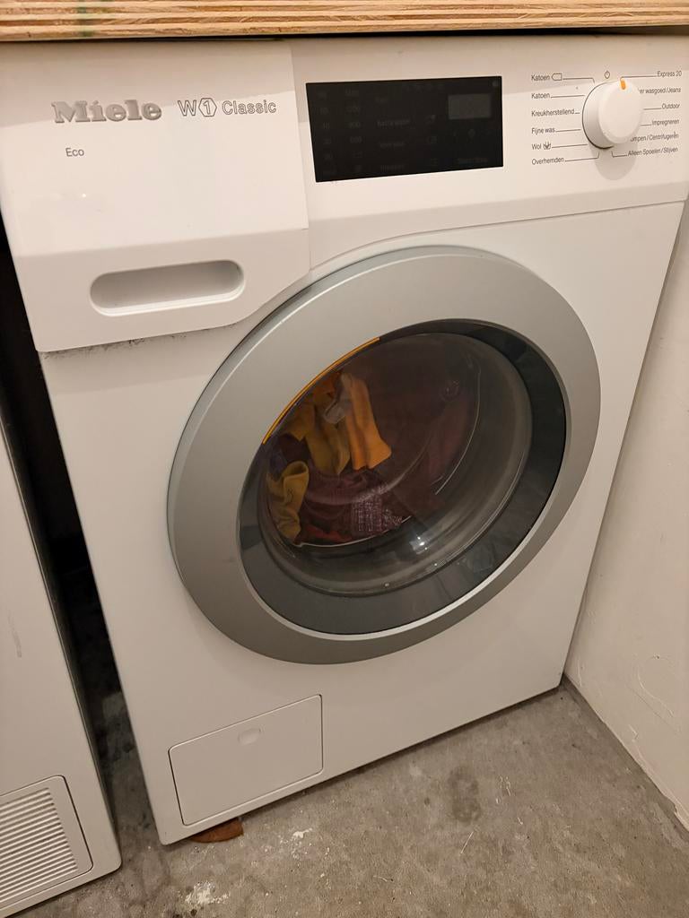 Miele W1 Classic WDB030 Wasmachine, Witgoed en Apparatuur, Ophalen, Gebruikt, Voorlader, Wolwasprogramma