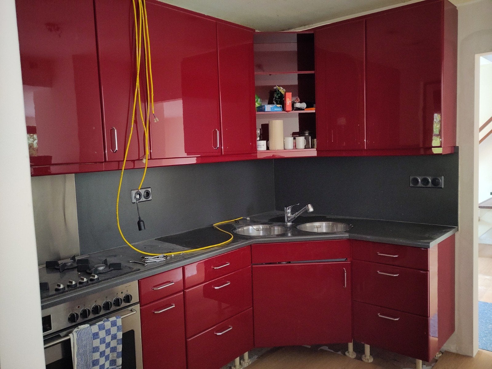 GRATIS keuken, Ophalen, Gebruikt, Rood, Hoekkeuken