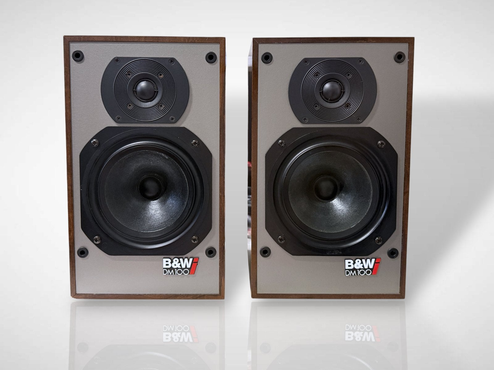 B&W DM100i speakers - Goed werkende staat, Gebruikt, Verzenden, B&W, B&W