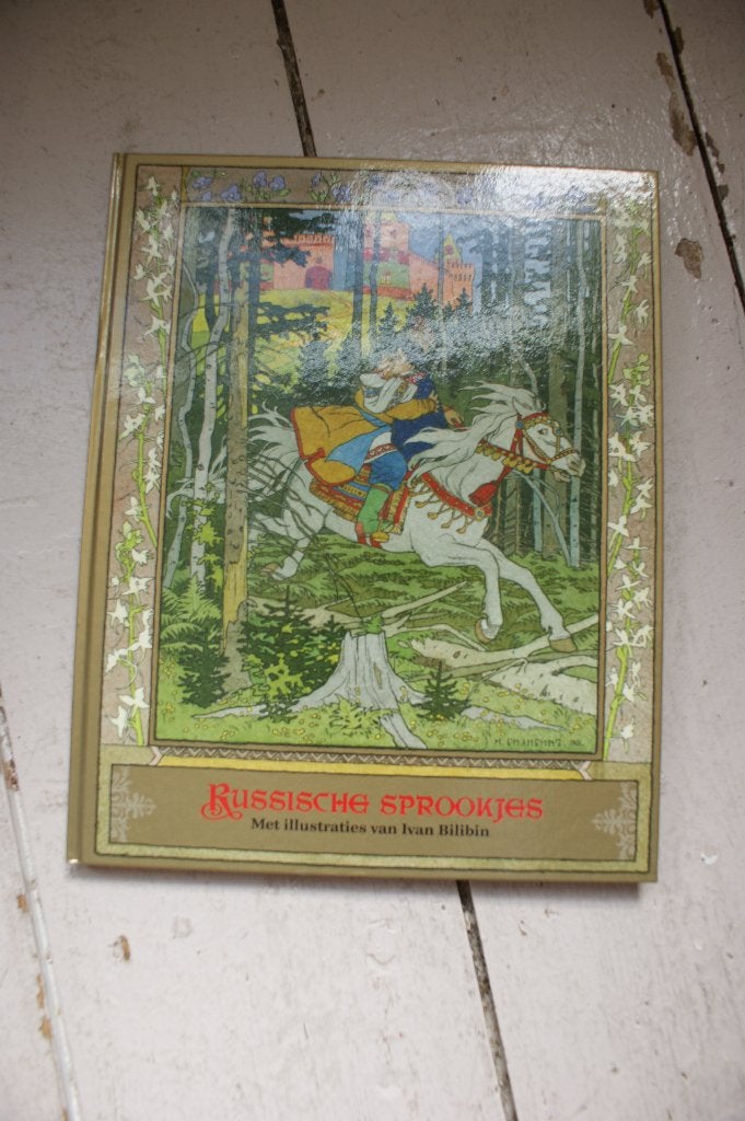 Russische Sprookjes - Ivan Bilibin - Met inscriptie, Boeken, Sprookjes en Fabels, Ophalen of Verzenden, Zo goed als nieuw, Ivan Bilibin