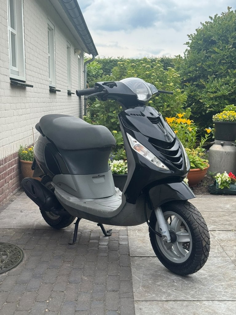 ⭐️Piaggio zip 2 takt brom SP-Line glans zwart⭐️