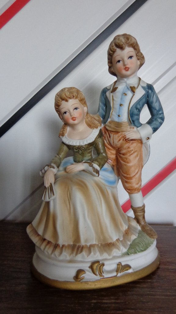 Vintage beeldje Dame met Cavalier, Verzamelen, Ophalen, Zo goed als nieuw, Mens