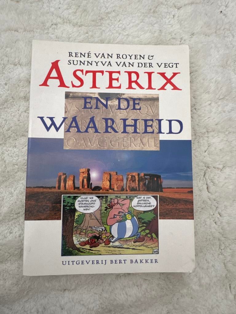 S. van der Vegt - Asterix en de waarheid, Ophalen of Verzenden, Zo goed als nieuw, S. van der Vegt; R. van Royen