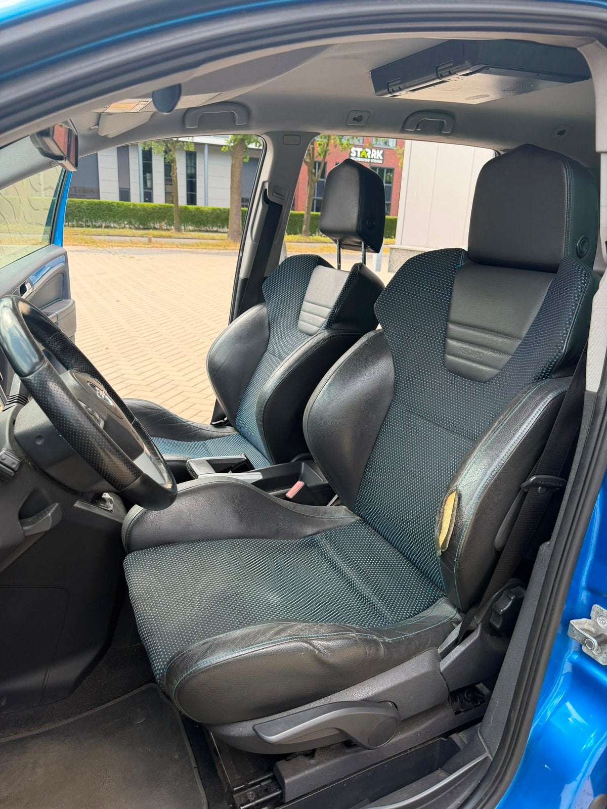 ‼️OPEL ZAFİRA 2.0 TURBO 241PK 7PERSOONS SUPER DİKKE OPEL‼️, Auto's, Voorwielaandrijving, Zwart, 4 cilinders, Blauw