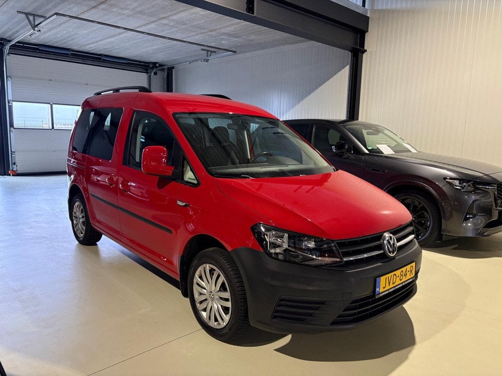 Volkswagen CADDY 1.4 TSI Trendline trekhaak stoelverwarming, Auto's, Volkswagen, Gebruikt, 4 cilinders, Geïmporteerd, 131 pk