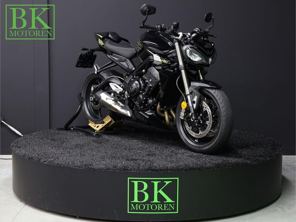 TRIUMPH STREET TRIPLE 765 RS | Phantom Black, Motoren, Motoren | Triumph, Motorrijbewijs A, Bedrijf, 765 cc, Meer dan 35 kW