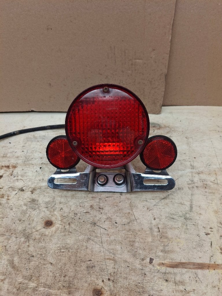 Nr2 Yamaha xs650 achterlicht met steun (xs 650) oldtimer k7, Motoren, .., Gebruikt, .., Ophalen