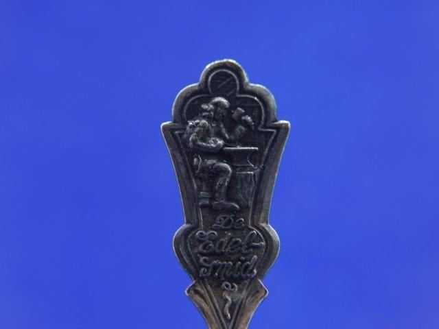 Lepeltje: Sint Maartendijk, Verzenden