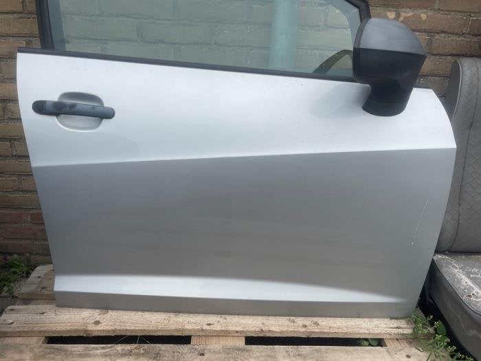 Portier 4Deurs rechts-voor van een Seat Ibiza (LX7W), Auto-onderdelen, Gebruikt, -, -, -