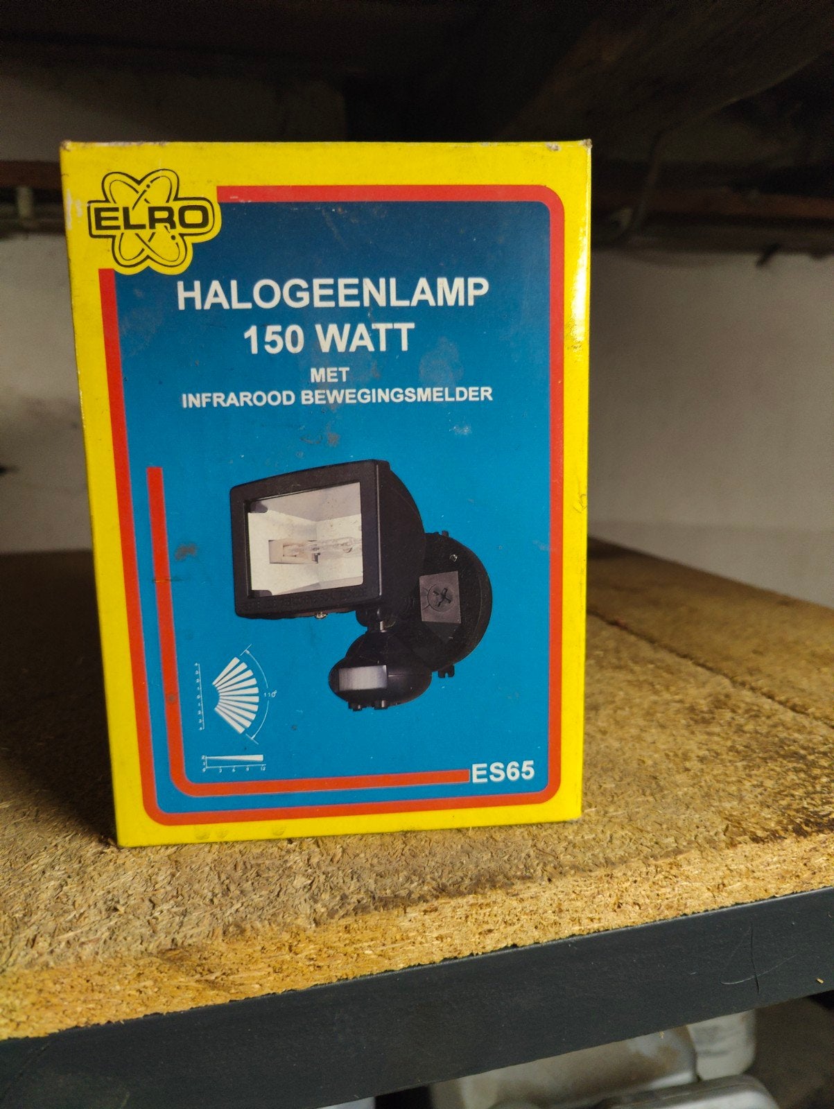 Elro Halogeenlamp 150W met Infrarood Bewegingsmelder, Ophalen
