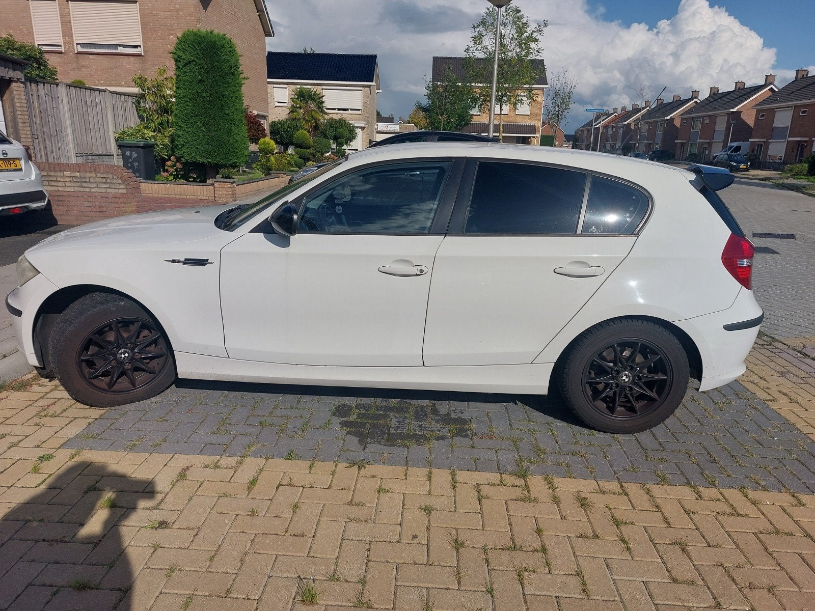 BMW 1-Serie 2.0 116I 5DR 2010 Wit, 1-Serie, Achterwielaandrijving, 1995 cc, 4 cilinders