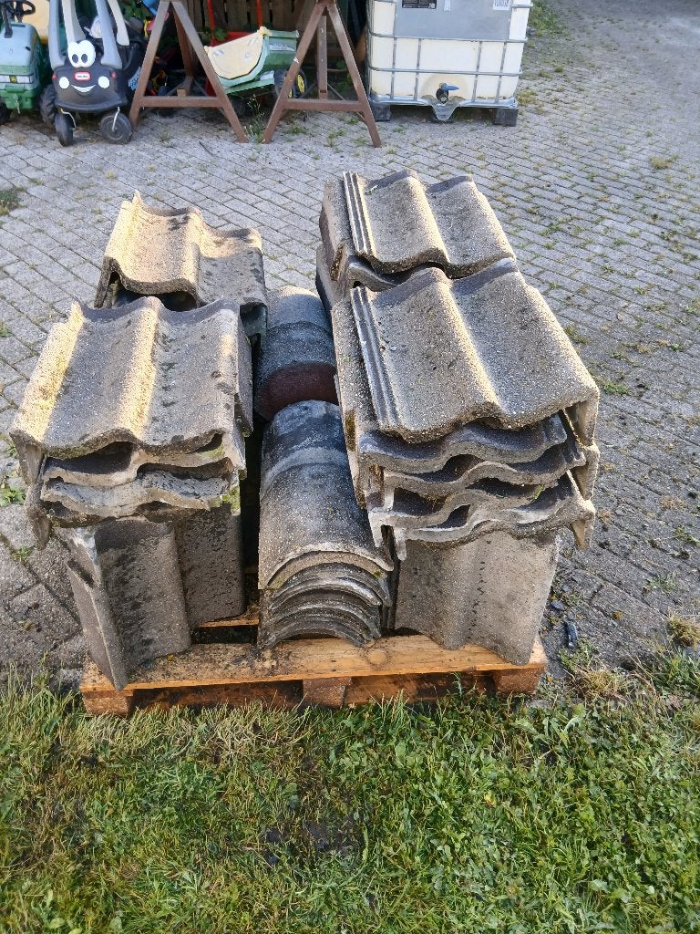 Rbb sneldek nokvorsten en kantpannen, Ophalen, Gebruikt, Steen of Klei, Minder dan 5 m²