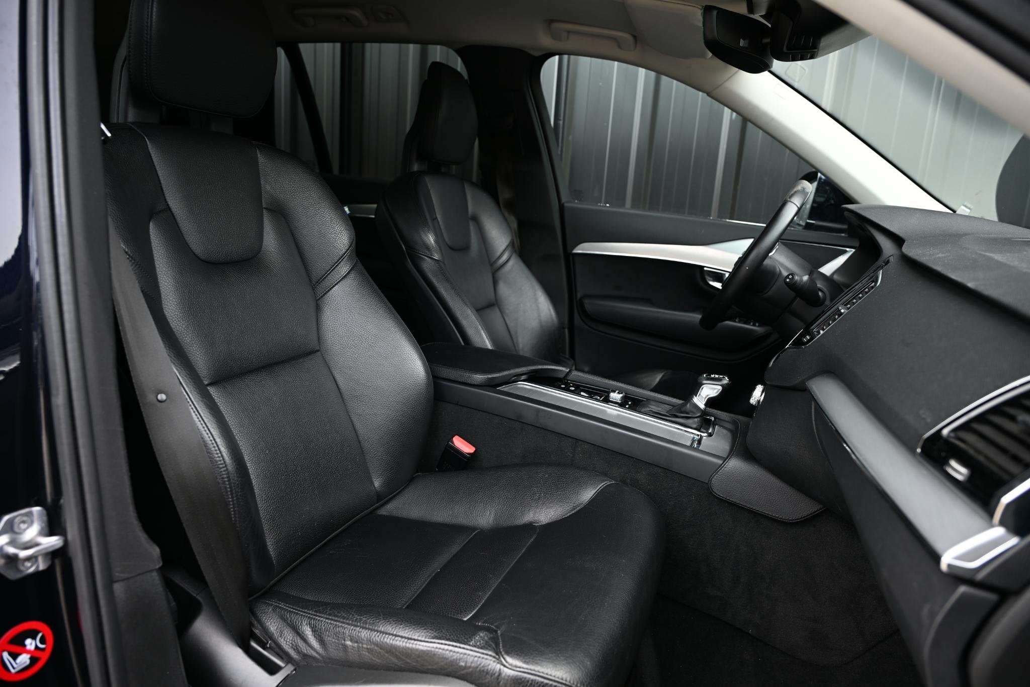 Volvo XC90 2.0 D5 AWD R-Design 7p. | Elektr. Verst. Voorstoe, Gebruikt, Euro 6, 4 cilinders, Blauw