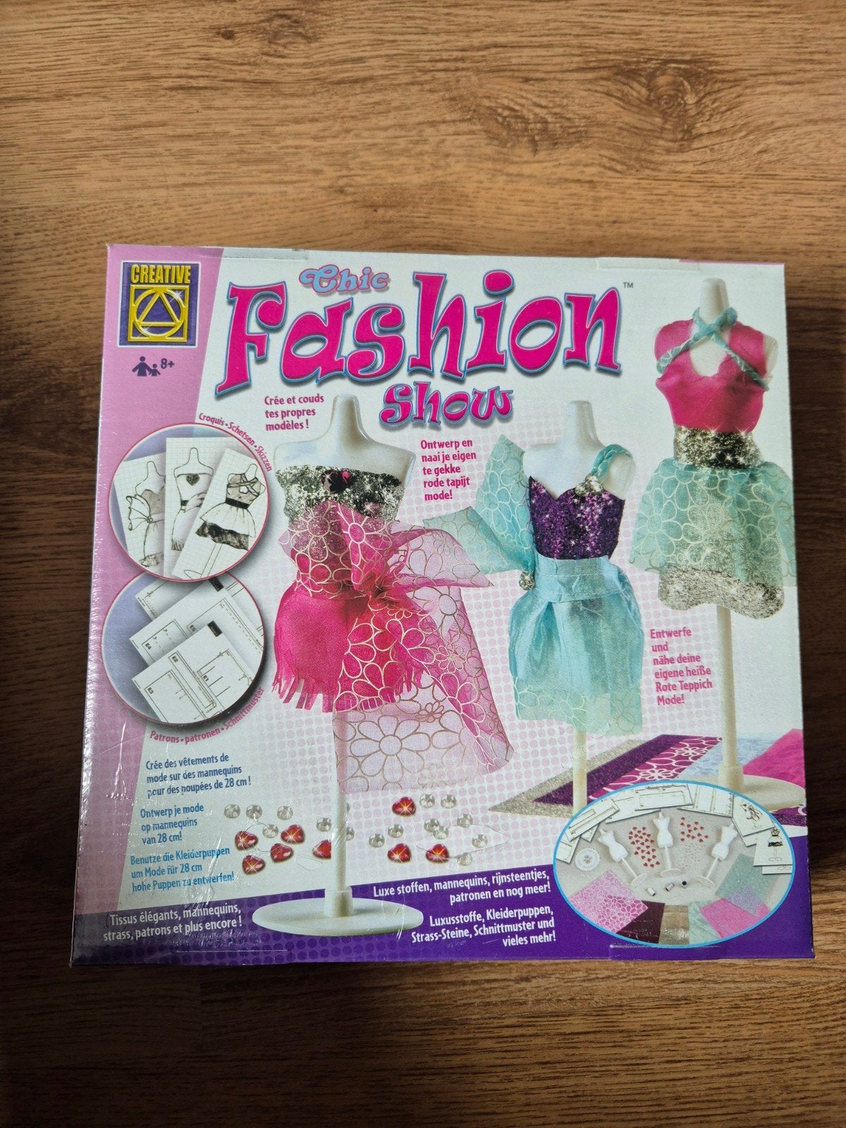 Naaikit voor eigen mode ontwerpen en naaien, NIEUW, Ophalen of Verzenden, Nieuw, Knutselwerk