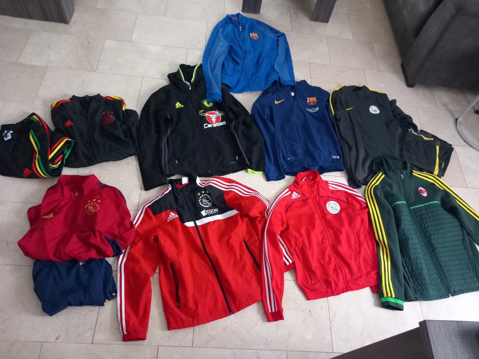 partij  trainingspakken,jas, Ajax, Barcelona, enz, adidas, Ophalen of Verzenden, Zo goed als nieuw, Ajax, Overige typen