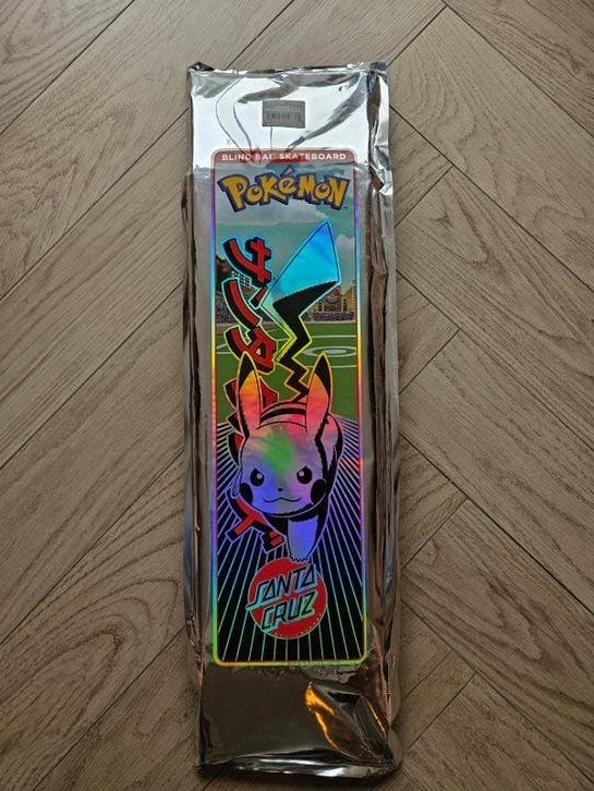 Santa Cruz x Pokémon Blind Bag Skateboard Deck 2023 SEALED, Ophalen of Verzenden, Nieuw