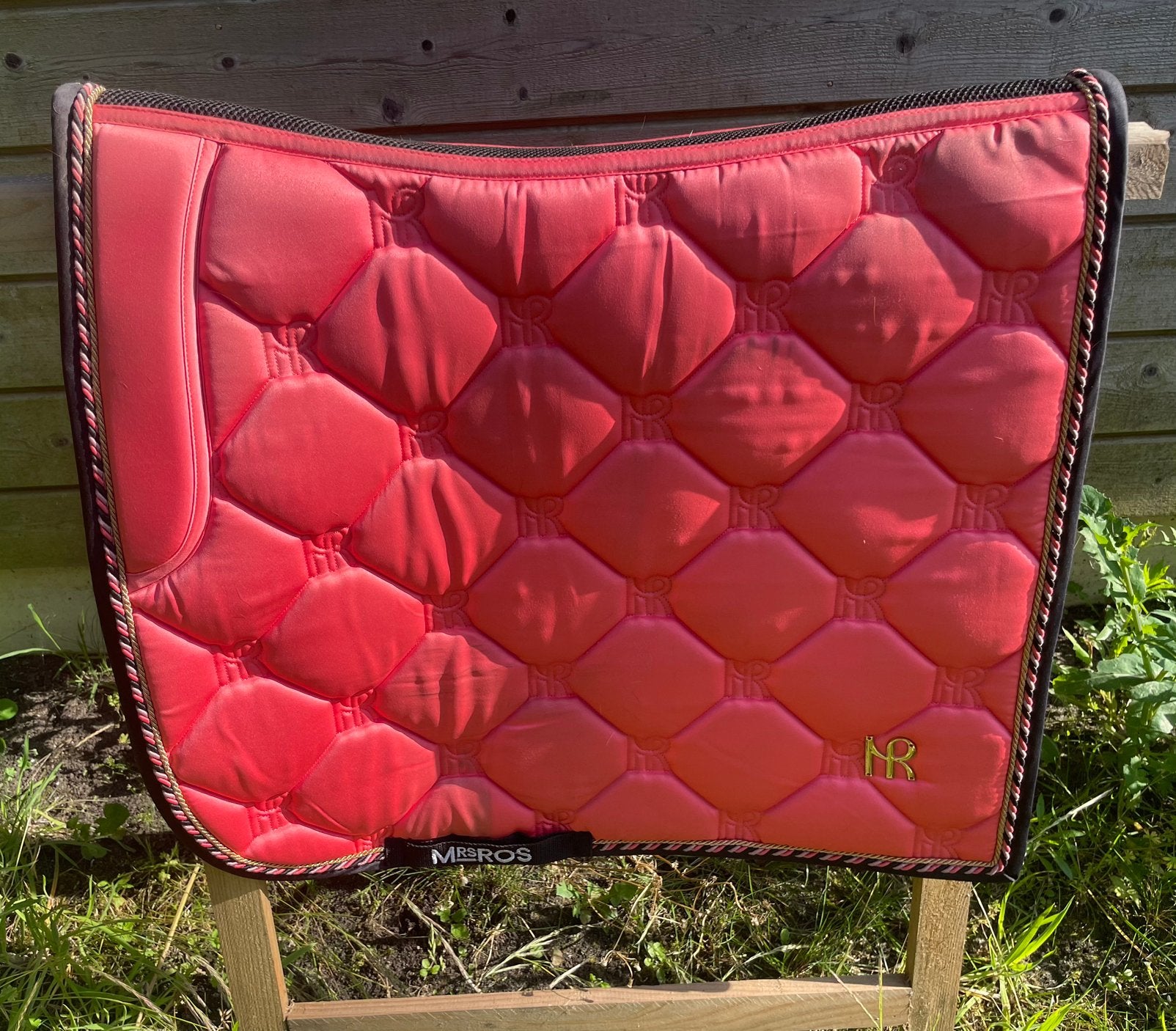Mrs. Ros Charmer Dressuur Zadeldek Coral full, Dieren en Toebehoren, Paarden en Pony's | Dekens en Dekjes, Full (L), Dressuurdekje