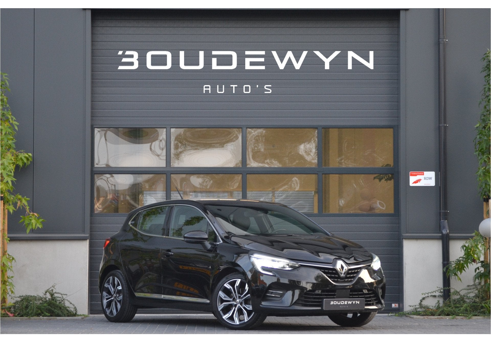 Renault Clio 1.3 TCe R.S. Line Camera | Carplay | Stoelverwa, 15 km/l, Euro 6, 4 cilinders, 1133 kg