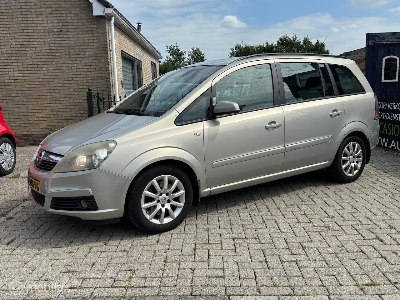 Opel Zafira 2.2 Temptation 7 persoon | airco | trekhaak | cr, Auto's, Voorwielaandrijving, Gebruikt, 4 cilinders, 150 pk