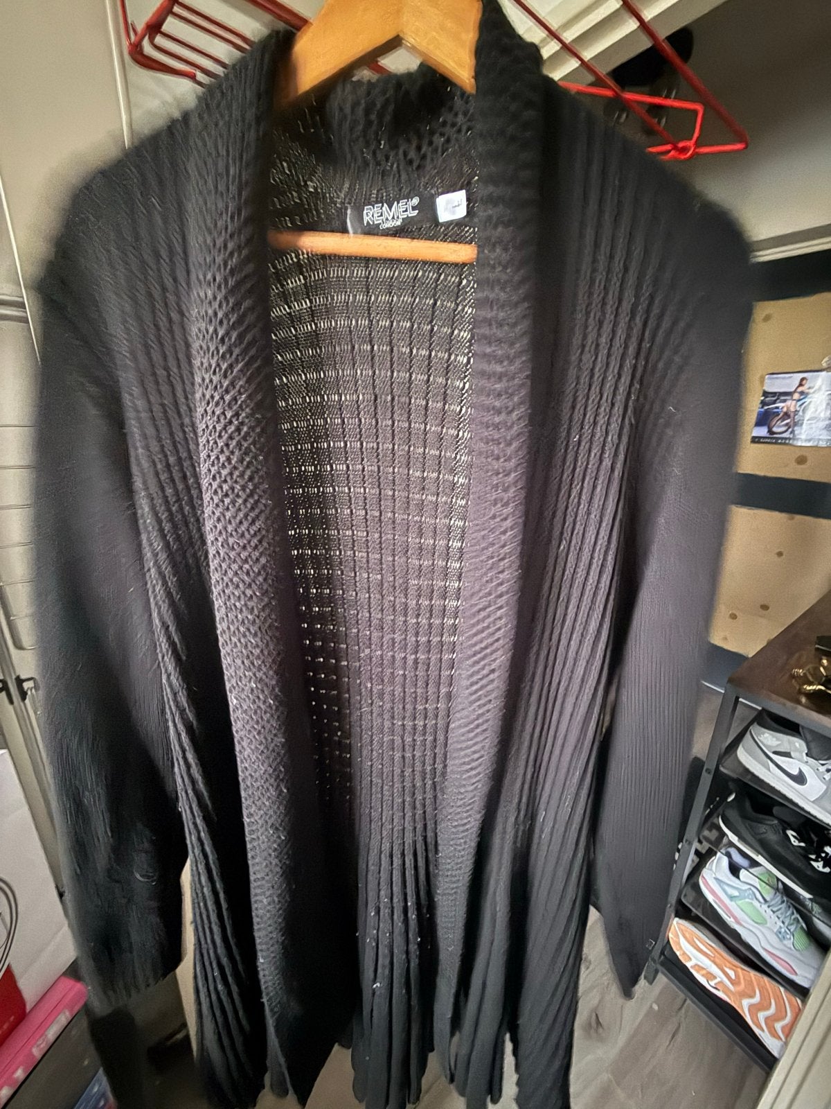 Zwart gebreid vest van REMEL LONDON, Ophalen of Verzenden, Zo goed als nieuw, Maat 42/44 (L), Zwart