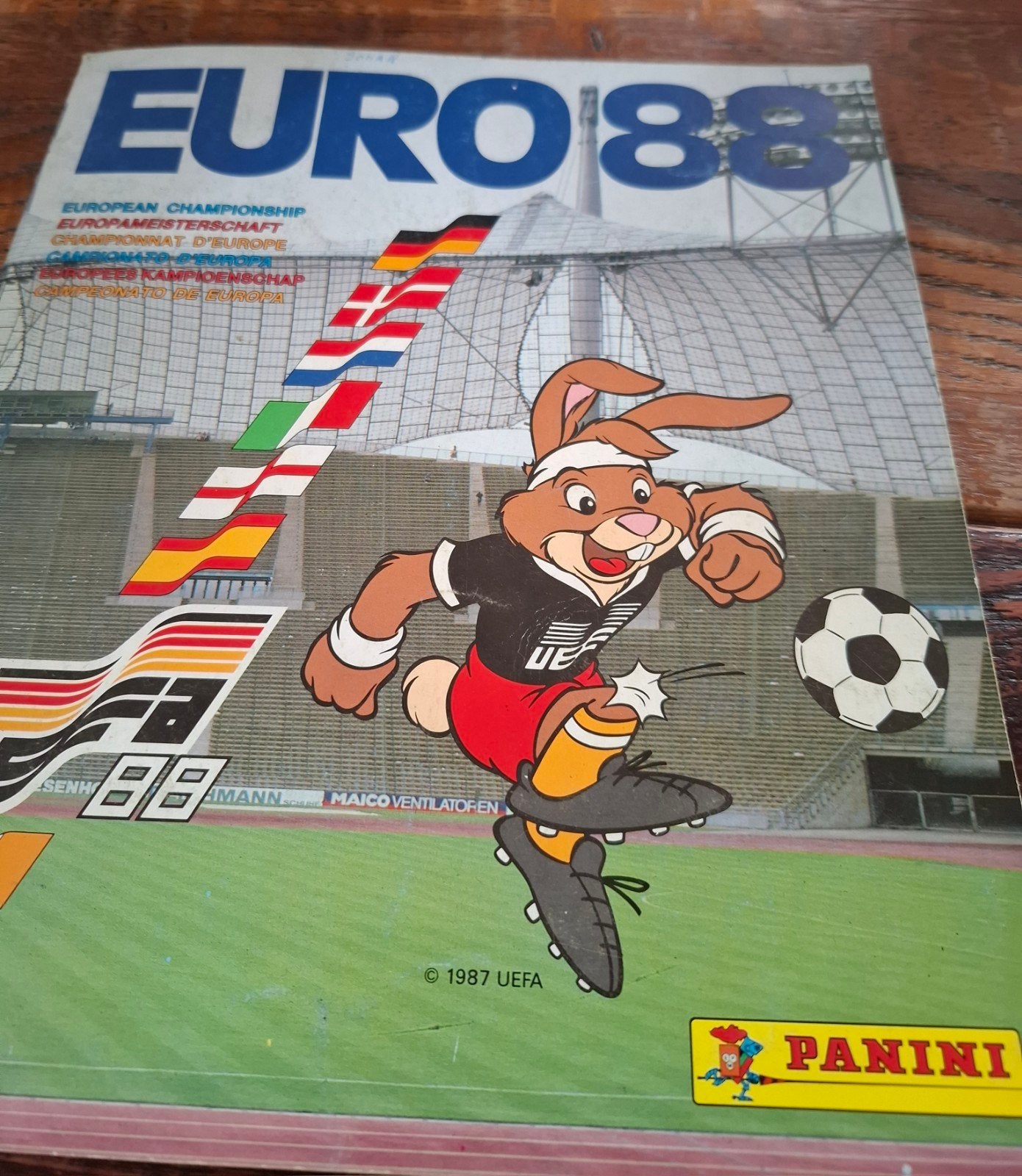 Panini Euro 88 Album - 100% Compleet met Nabestelbon!, Verzenden
