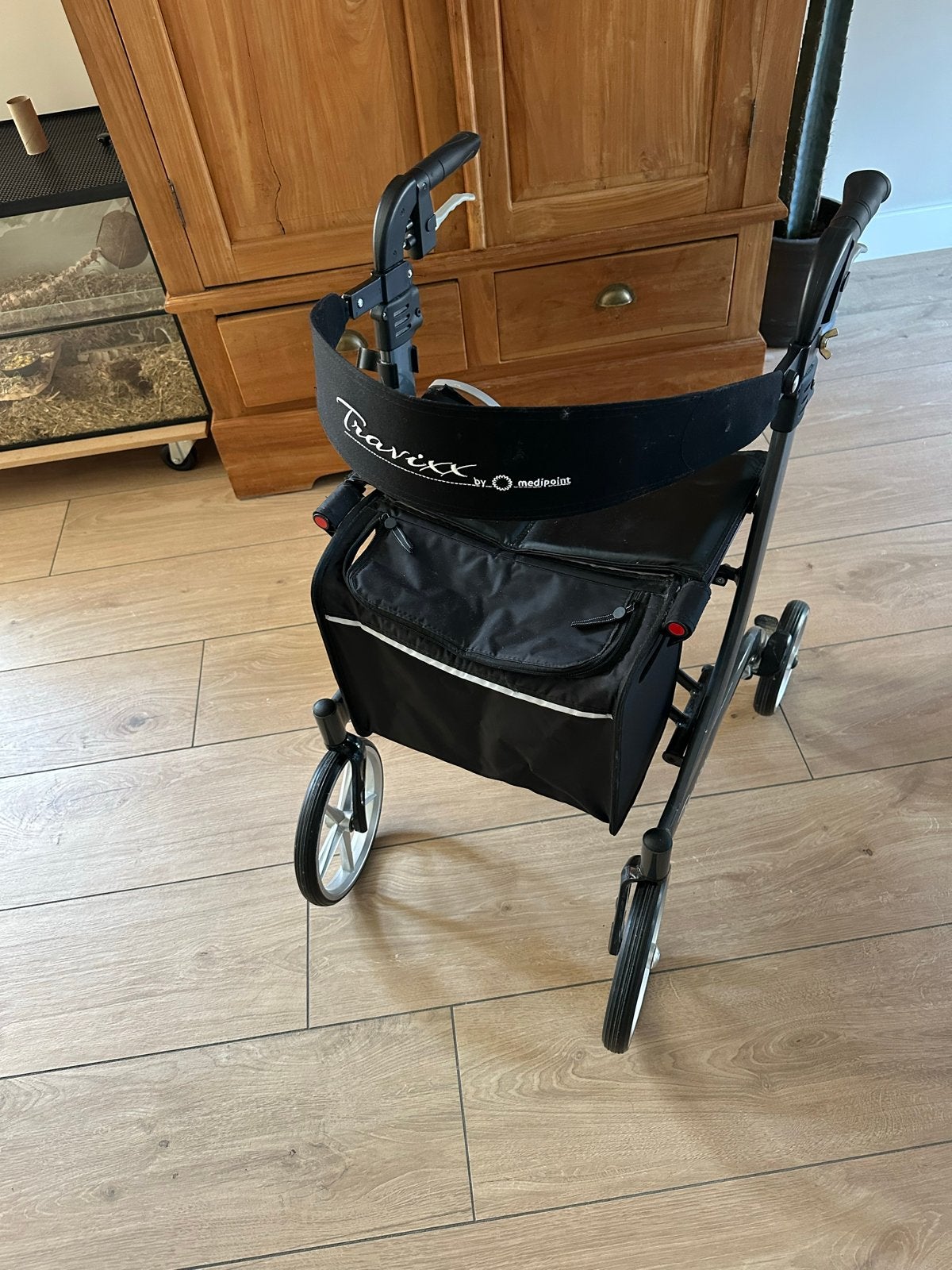 Lichtgewicht Travixx Mediopoint rollator, Diversen, Rollators, Ophalen, Lichtgewicht, Zo goed als nieuw
