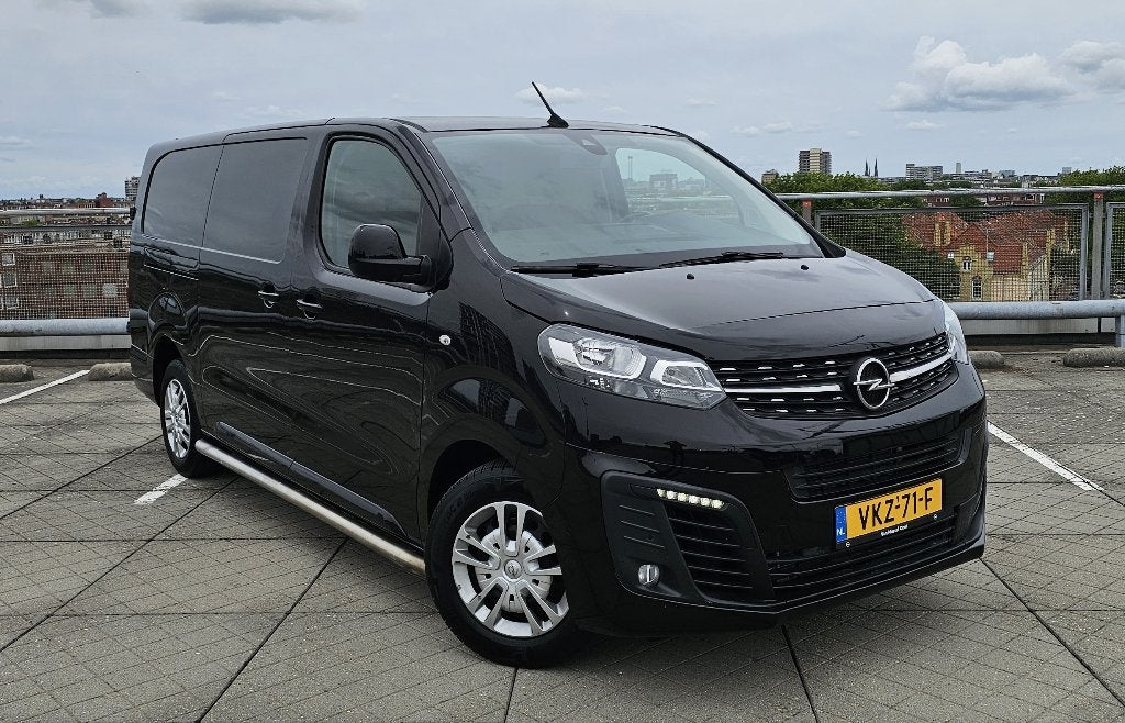 Opel Vivaro / 2021 / 2.0 Diesel / L3 Automaat Euro6 ✅, Auto's, Bestelauto's, 4 cilinders, Leder en Stof, Origineel Nederlands