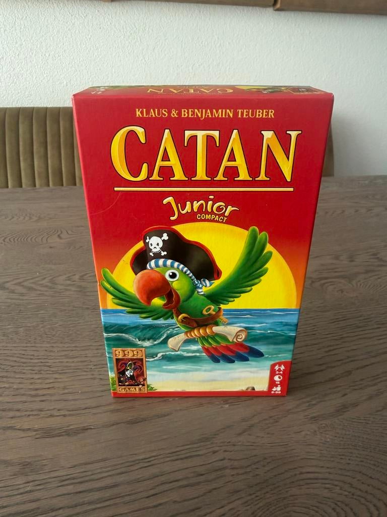 Catan Junior Compact bordspel, Hobby en Vrije tijd, Gezelschapsspellen | Bordspellen, Gebruikt, Drie of vier spelers, Reisspel