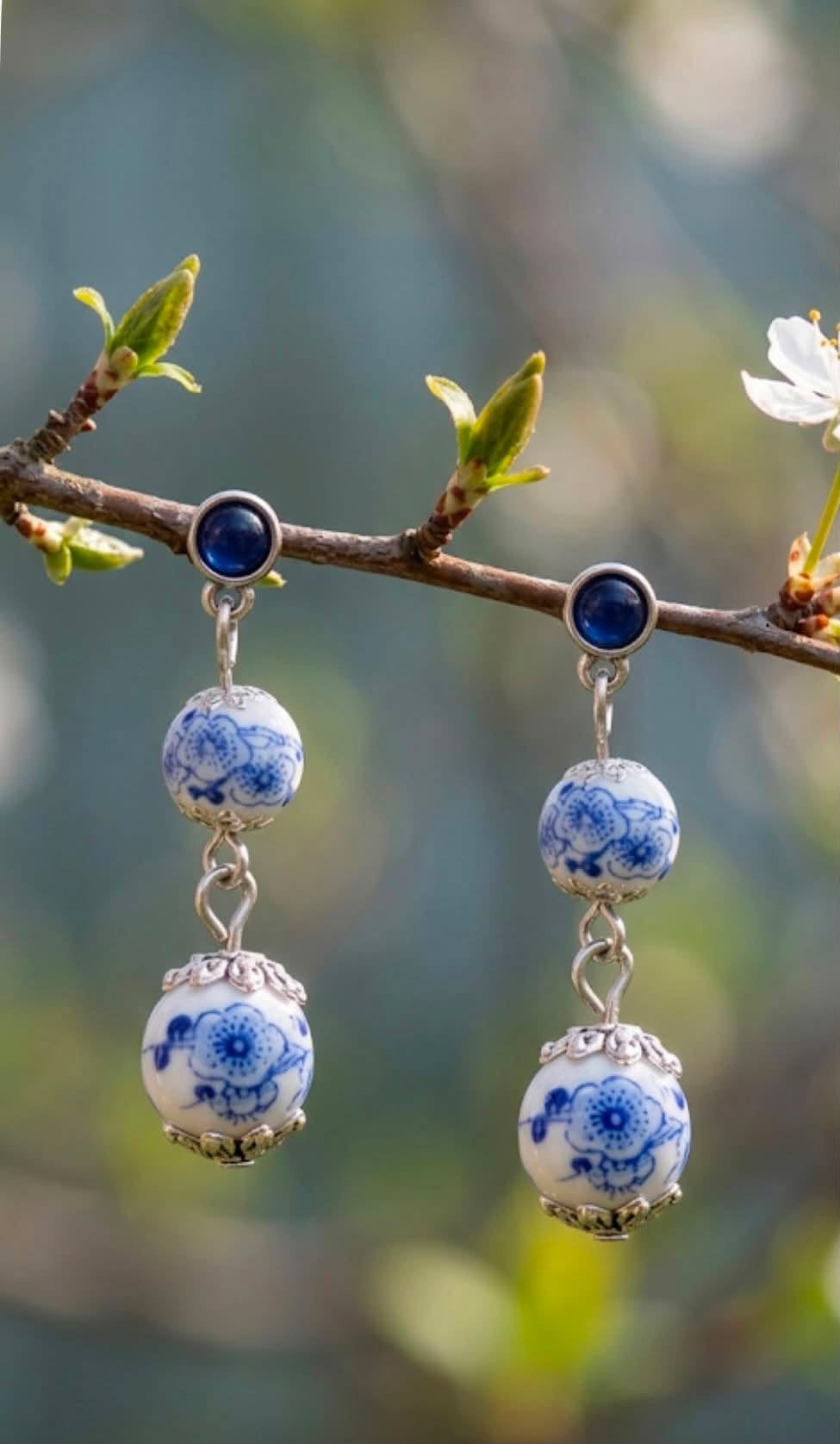 NIEUW !! Superleuke oorbellen van Heinem Delfts Blauw, Ophalen of Verzenden, Nieuw, Blauw, Overige materialen