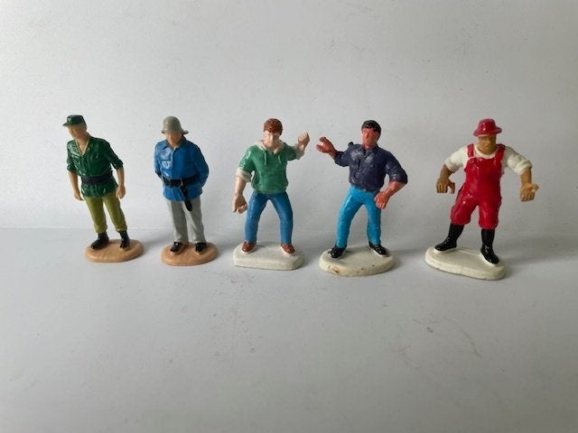 7 x poppetje / mannetje / werkers / ruiter voor modelbouw., Ophalen, Zo goed als nieuw, 1:50 of kleiner, Figuur of Figuren