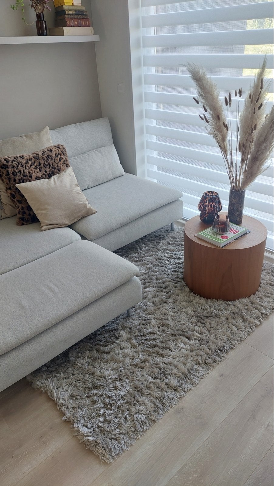 Beige 'Skin' hoogpolig vloerkleed 160x230cm, Ophalen, Beige, 150 tot 200 cm, 200 cm of meer