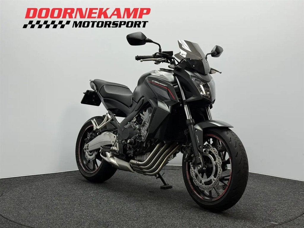 Honda CB 650 F ABS € 5.950,00, Motoren, Motoren | Honda, 649 cc, Bedrijf, Meer dan 35 kW, ABS