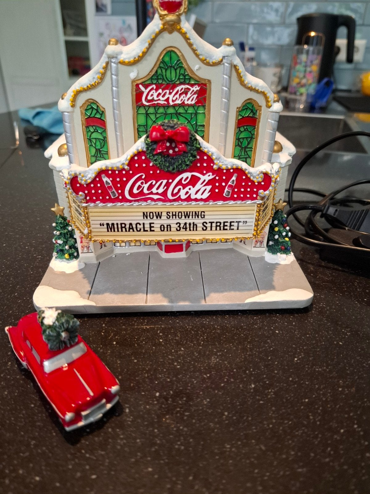 Coca-Cola Holiday Theater van Hawthorne Village, Diversen, Kerst, Ophalen