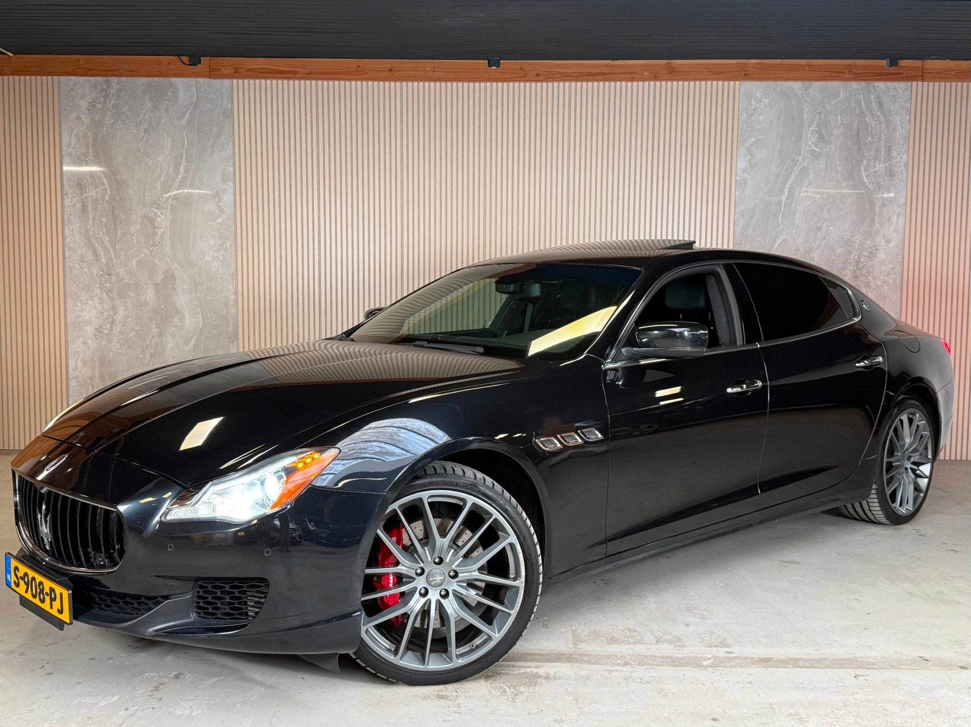 Maserati Quattroporte 3.0 S Q4 OpenDak Navi Keyless Memory A, Auto's, Automaat, Euro 5, Gebruikt, Zwart