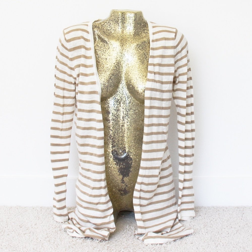 Mooi Vila Vest 561 (S) - 561 € 15,-