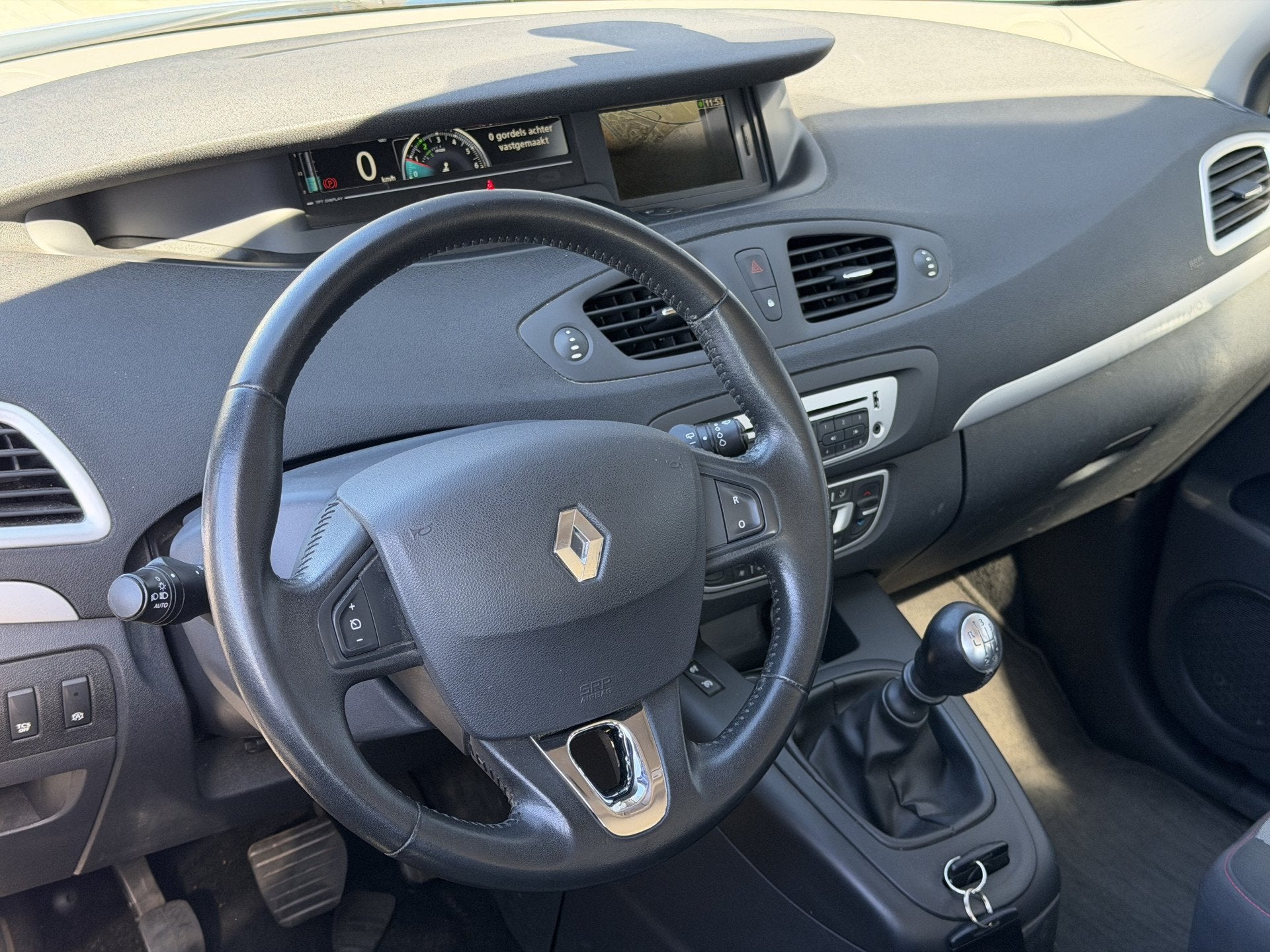 Renault Scénic 1.5 dCi Limited | RIJKLAAR | Trekhaak | Crui, Auto's, Renault, Euro 5, Zwart, 4 cilinders, Blauw
