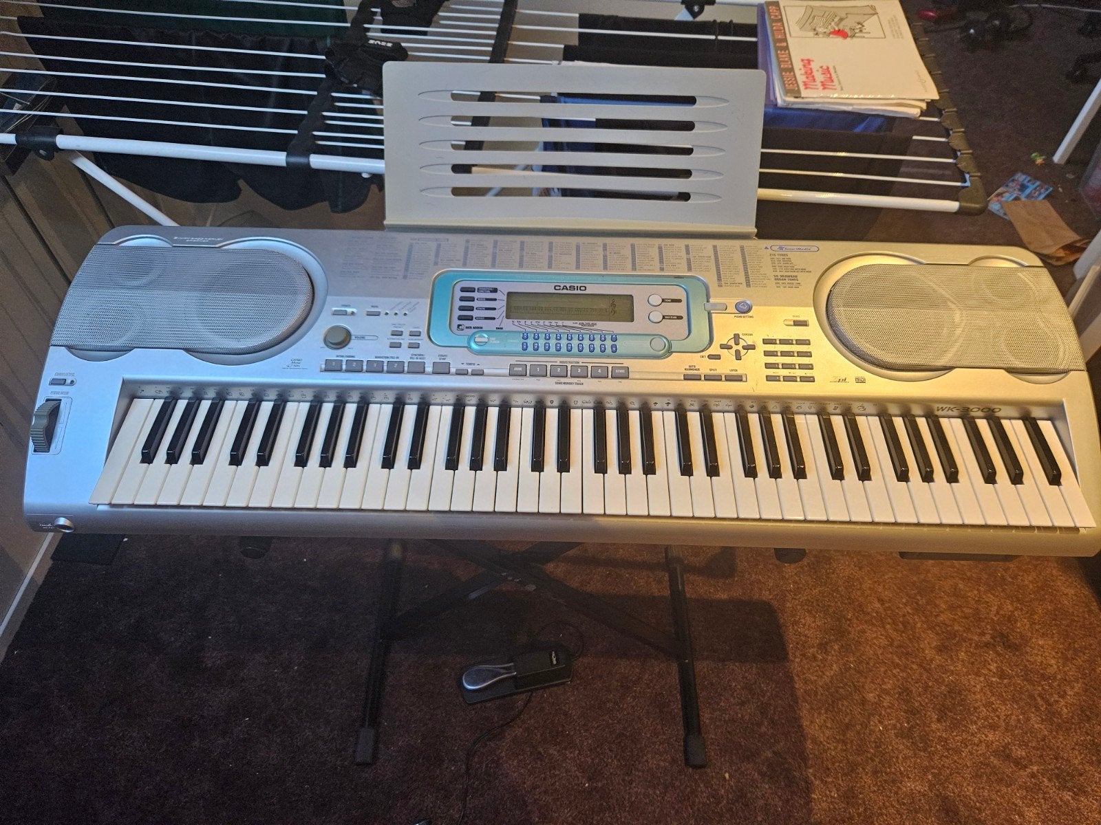 Casio WK-3000 Keyboard met standaard, pedaal en tas, Ophalen, Casio, Met standaard, 61 toetsen