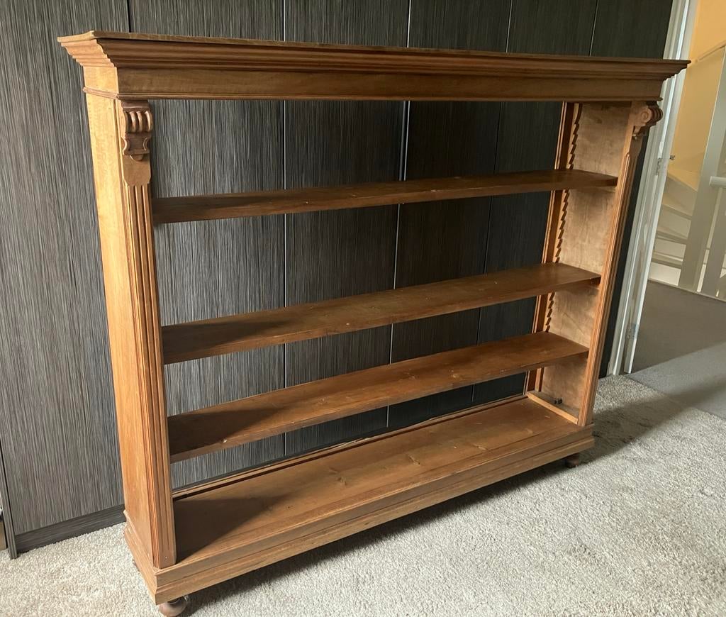 Antieke houten boekenkast met sierlijke details, Ophalen