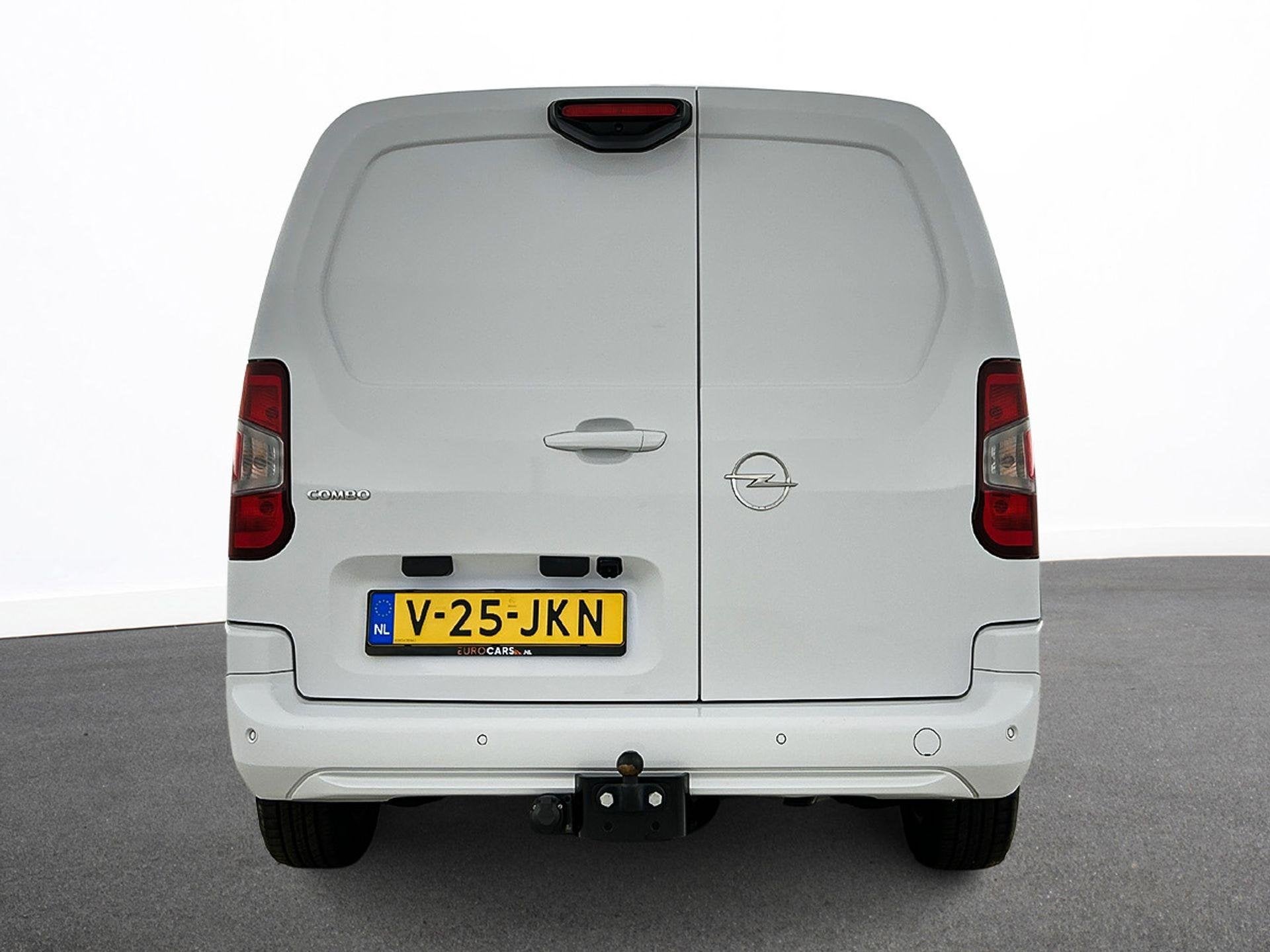 Opel Combo 1.5 BlueHDi 130pk L2 Automaat Apple Carplay / And, Stof, Gebruikt, 4 cilinders, Wit
