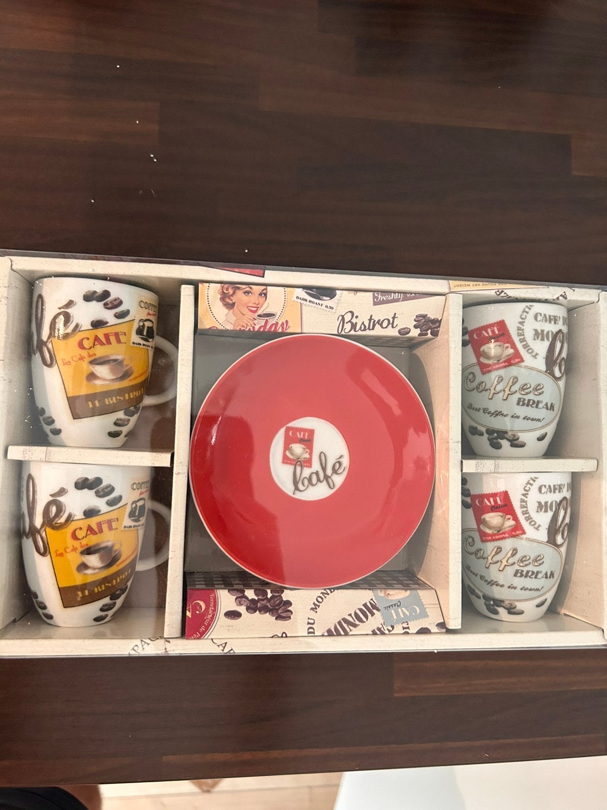 Italiaanse espresso set – 4 kopjes + schotels – nieuw, Huis en Inrichting, Keuken | Servies, Ophalen, Overige merken, Keramiek